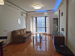 枫丹雅苑 3室2厅129.5m²整租