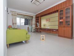 鸿进花园 3室1厅87.28m²精装修