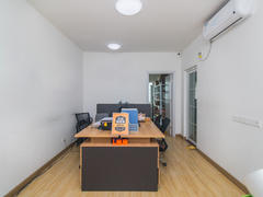 <b class=redBold>天粹</b> 1室1厅1厨1卫 44.01m² 整租