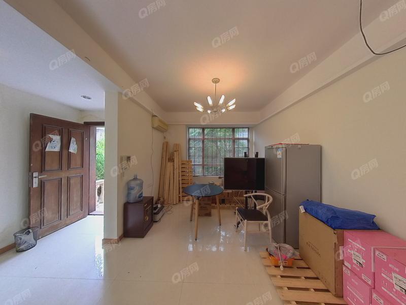 中山映珀湾畔照片_映珀湾畔 5室2厅1厨4卫 222.33m² 整租