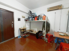 城市华庭 1室1厅57m²满五年