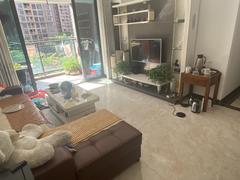 恒地悦山湖 新出房源，户型方正，花园中间，住家安静舒适