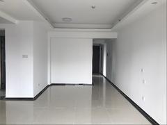 吉祥里 新出房源，户型方正，花园中间，住家安静舒适