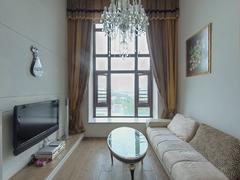 华发新城四期 1室2厅41m²低价出租