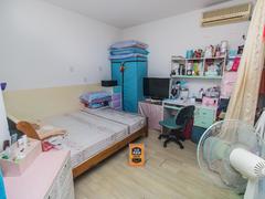 旭飞华达园二期 1室0厅25.79m²整租