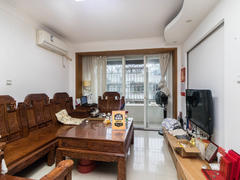 鹏城花园 3室2厅81.29m²精装修