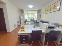 鸿徽苑 2室2厅97m²满五年