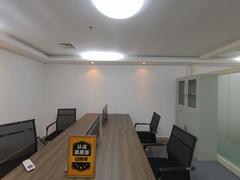 海珑华苑 1室1厅51.97m²满五唯一