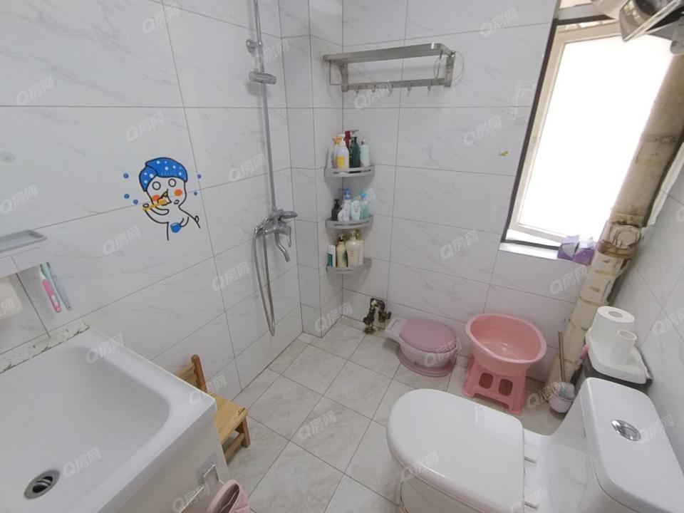 中房怡芬花园 1室1厅47.32m²精装修