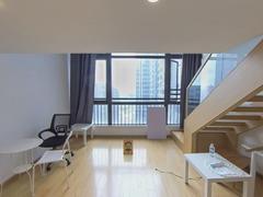 奥园和平广场 复式两房2室1厅53.39m²整租