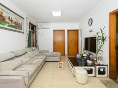 中兆花园 3室2厅62.35m²整租