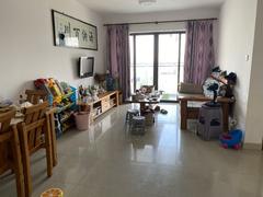 东方明珠城 2室2厅73m²整租