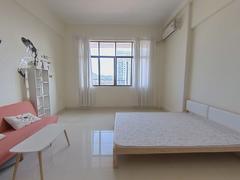 中珠水晶堡 2室0厅56.94m²满五年